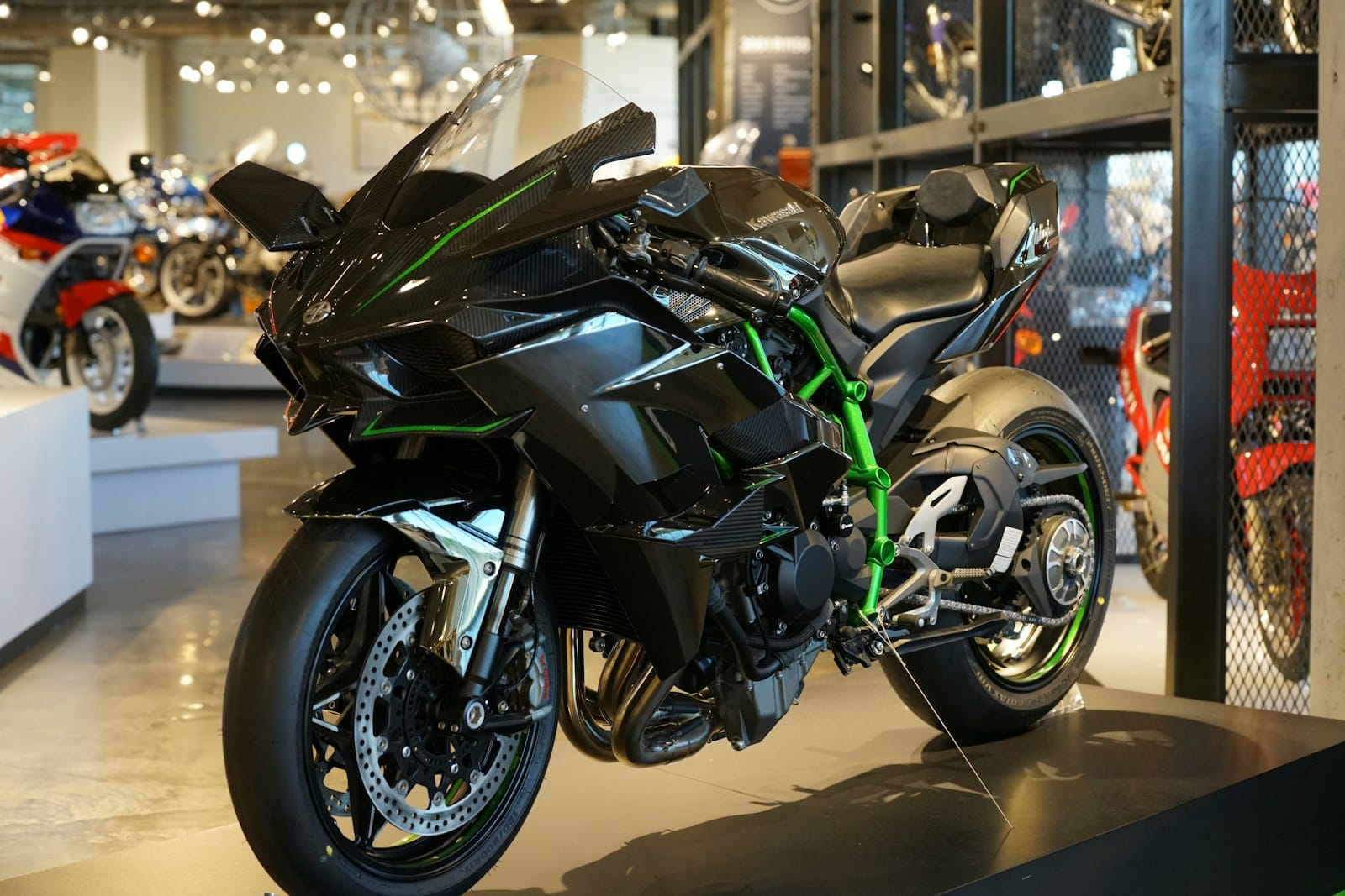 Assurance pour la Kawasaki Ninja H2R : Un Guide Complet