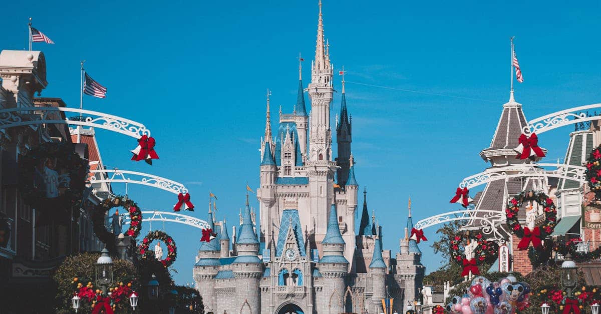 découvrez l'analyse swot de disney+, une exploration détaillée des forces, faiblesses, opportunités et menaces de la plateforme de streaming. idéal pour comprendre les enjeux stratégiques et les perspectives d'avenir de disney+ dans un marché en pleine évolution.