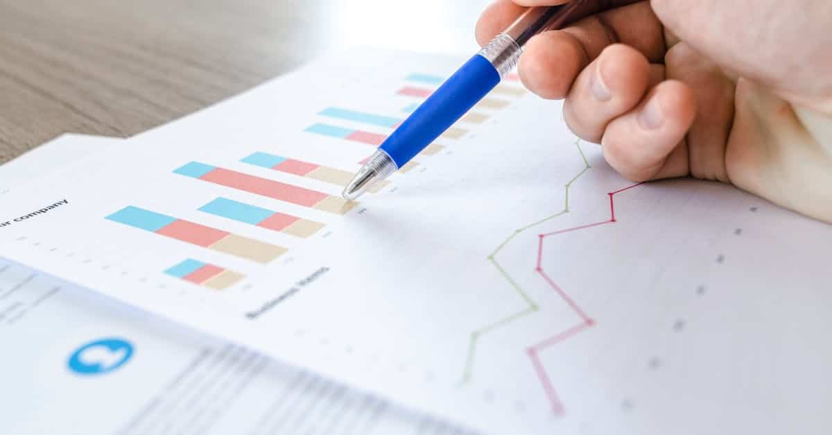 découvrez les enjeux clés de l'analyse pestel, un outil stratégique qui permet d'évaluer les facteurs politique, économique, social, technologique, environnemental et légal influençant votre entreprise. optimisez vos décisions et anticipez les évolutions du marché.