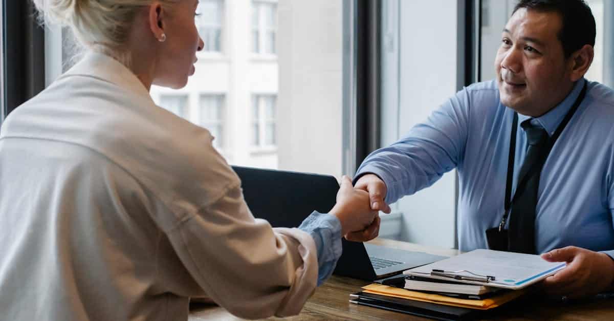 découvrez tout ce qu'il faut savoir sur la responsabilité de l'employeur : droits, obligations et protections pour les employés. protégez votre entreprise tout en garantissant la sécurité de vos salariés.