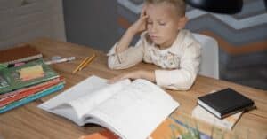 découvrez la méthode swot, un outil stratégique essentiel pour analyser les forces, faiblesses, opportunités et menaces de votre entreprise. optimisez votre prise de décision et améliorez votre positionnement sur le marché grâce à notre guide complet.