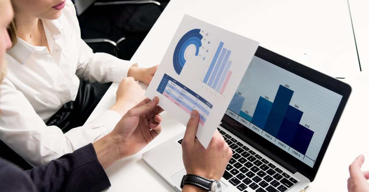 découvrez notre guide complet sur l'analyse swot, une méthode incontournable pour évaluer les forces, faiblesses, opportunités et menaces d'une entreprise. améliorez votre stratégie d'affaires et prenez des décisions éclairées grâce à cette analyse approfondie.