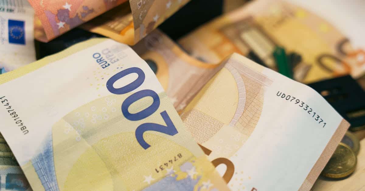 découvrez notre simulateur de taxes, un outil pratique et intuitif qui vous permet d'estimer vos impôts en quelques clics. simplifiez vos démarches fiscales et optimisez votre déclaration d'impôts grâce à des calculs précis et personnalisés.