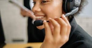 découvrez le monde du télémarketing : des stratégies efficaces pour vendre et promouvoir vos produits directement par téléphone. apprenez les meilleures techniques pour maximiser vos résultats et établissez une communication personnalisée avec vos clients.