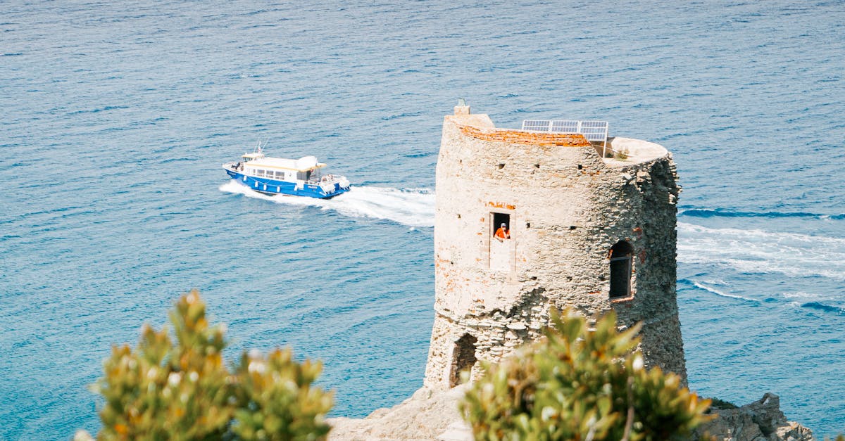 découvrez notre assurance bateau adaptée à vos besoins. protégez votre embarcation contre les dommages, le vol et les responsabilités civiles. obtenez un devis rapide et naviguez en toute sérénité.
