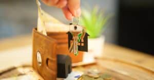 découvrez notre plan d'épargne logement, une solution idéale pour constituer votre apport personnel et réaliser votre projet immobilier. profitez d'avantages fiscaux et d'une épargne sécurisée pour bâtir l'avenir de votre foyer.