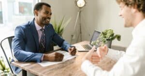 découvrez nos solutions d'assurance adaptées à vos besoins. protégez votre avenir avec des couvertures fiables et accessibles, que ce soit pour votre santé, votre logement ou vos biens. obtenez des conseils d'experts et une assistance personnalisée pour assurer votre tranquillité d'esprit.
