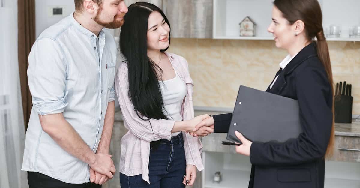 découvrez nos solutions d'assurance adaptées à vos besoins. protégez vos biens et votre avenir avec nos offres personnalisées couvrant santé, auto, habitation et plus.