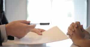 découvrez les avantages de l'assurance vie, une solution financière essentielle pour protéger vos proches et assurer leur avenir. obtenez des conseils pour choisir la couverture adaptée à vos besoins.