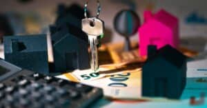 découvrez les implications de l'augmentation de la taxe foncière sur votre budget en 2023. informez-vous sur les raisons de cette hausse et les conséquences pour les propriétaires, afin de mieux anticiper vos dépenses immobilières.