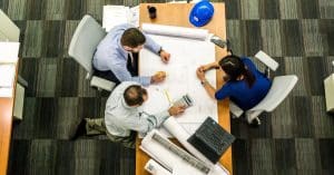 découvrez l'importance de la collaboration efficace dans le monde professionnel. apprenez comment travailler en équipe, partager des idées et atteindre des objectifs communs pour stimuler l'innovation et la productivité.
