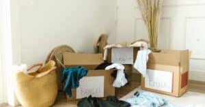 découvrez nos solutions de relocation sur mesure pour faciliter votre déménagement à l'étranger. profitez d'un accompagnement professionnel et d'une expertise locale pour une transition réussie et sereine. que vous soyez expatrié ou en mutation professionnelle, nous sommes là pour vous aider à chaque étape de votre relocation.