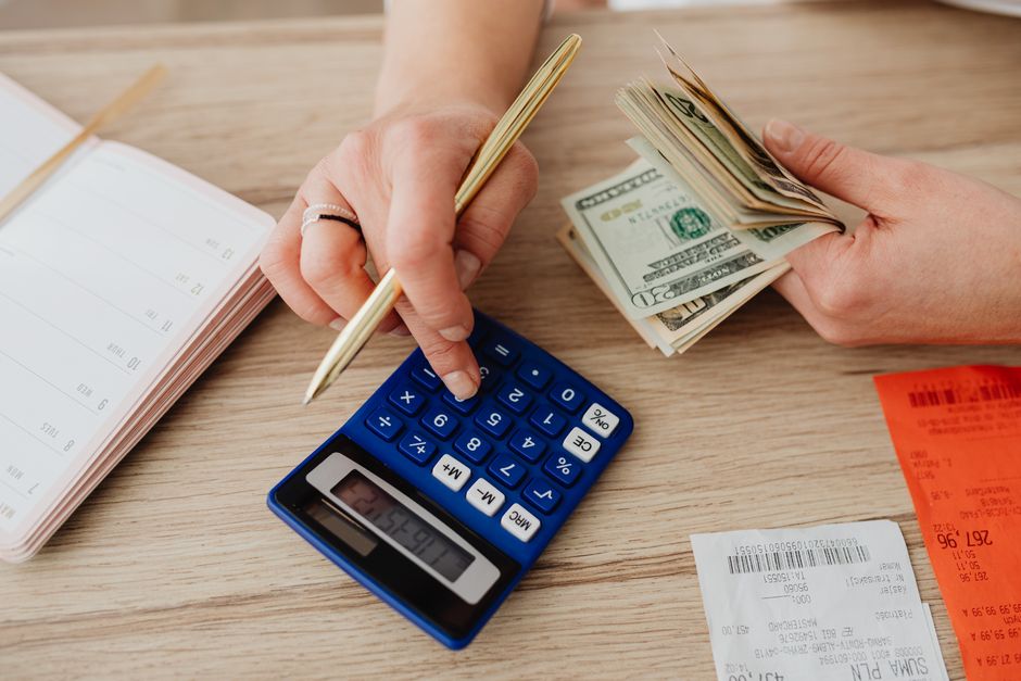 Prime d&rsquo;assurance : définition, calcul et composantes