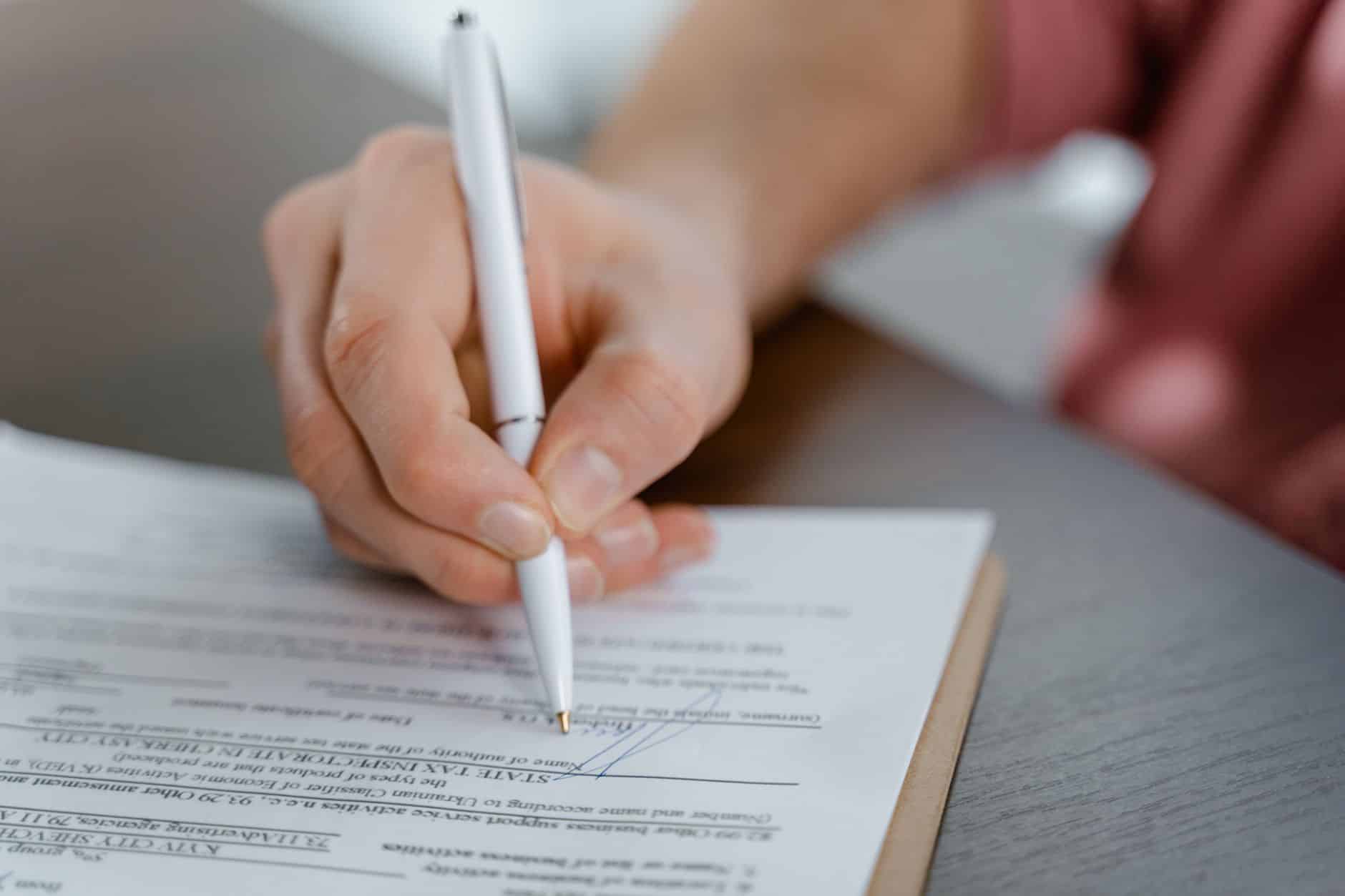Résiliation d’une assurance professionnelle en 2026 : nouveaux droits des TPE et PME