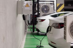 Assurance voiture électrique : les 5 garanties à vérifier avant de signer