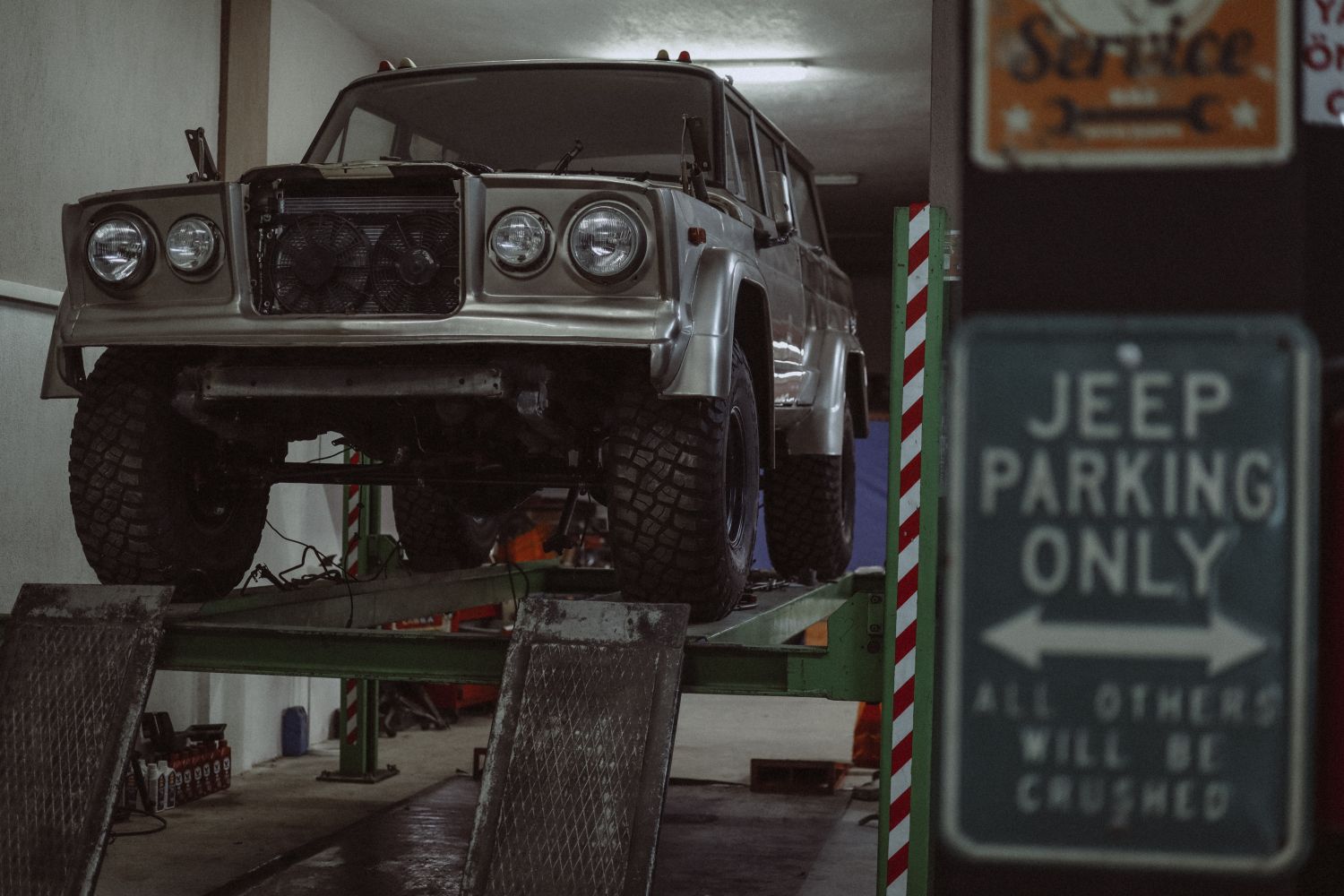 Assurance voiture de collection : conditions, valeur agréée, prix et pièges